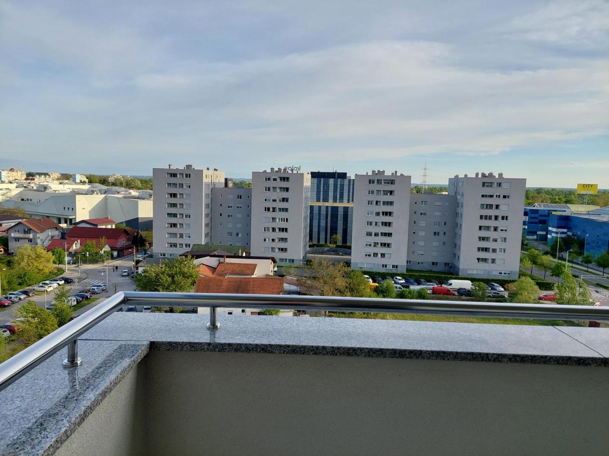 Lanterna Apartment - Free Parking In Garage Zagreb Exterior photo